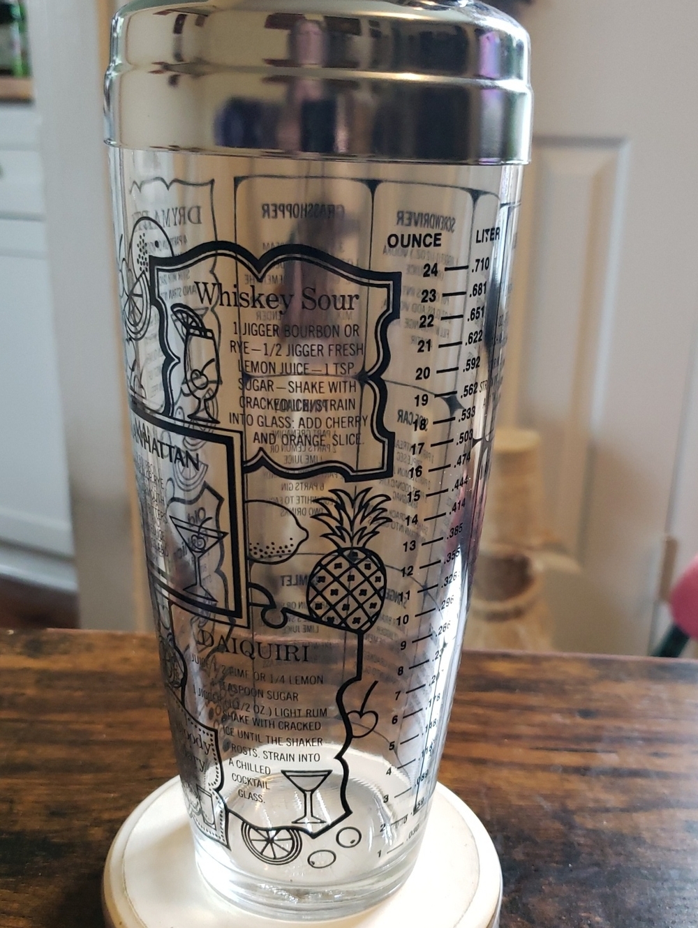 Vintage Mid-Century Modern Irvinware Glass Cocktail Shaker - Picture 5 of 15